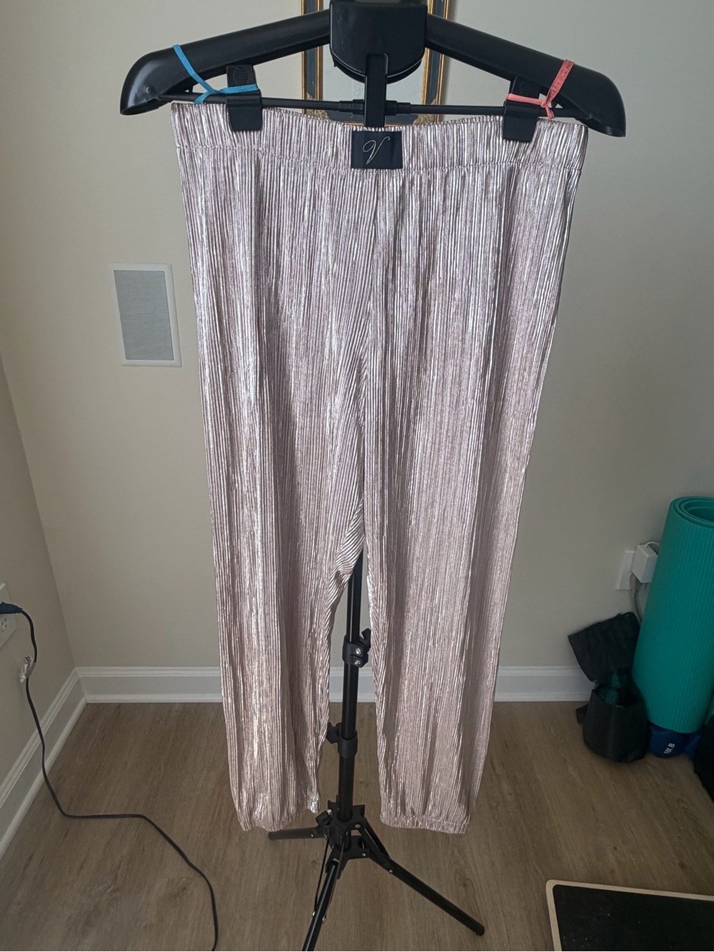 NWT Victoria's Secret M Short Gold Pleated Metallic Pajama Pants | Bedtime Bling